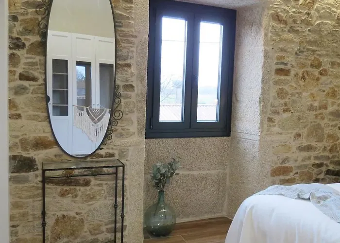 Casa Leonor De Aurora Kır Evi