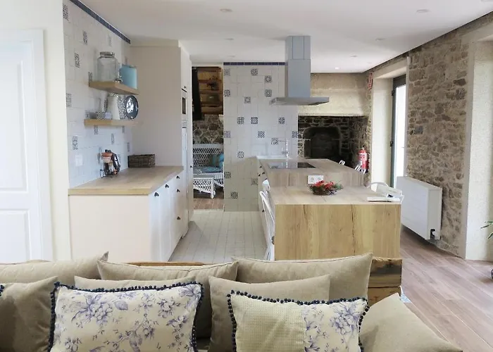 Casa Leonor De Aurora Kır Evi Zas